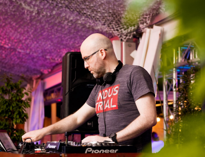 DJ Houwen Hemingway DJ trouwfeesten party DJ 